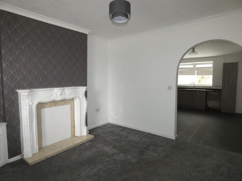 Lounge- click for photo gallery